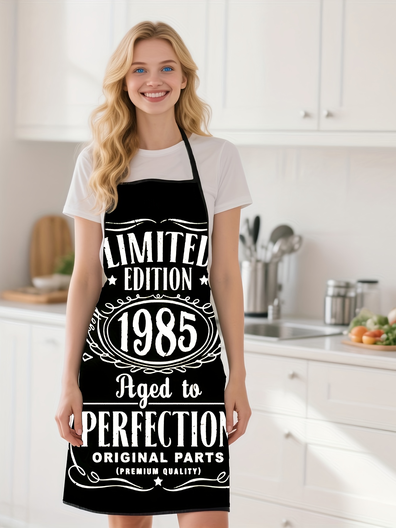 Un grembiule da cucina con sfo - Kitchen Baking Background recensione e prezzo