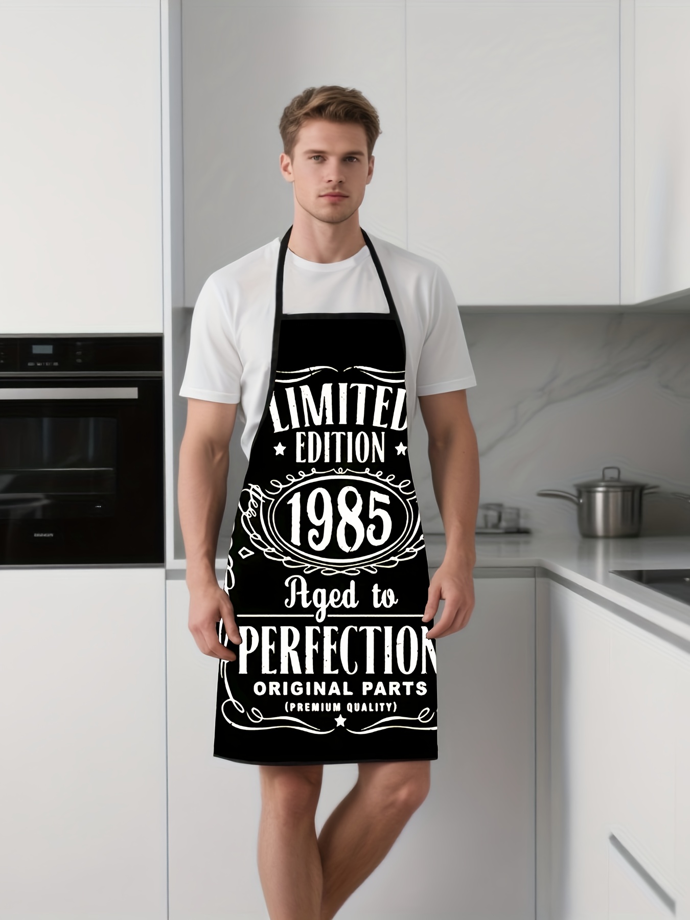Un grembiule da cucina con sfo - Kitchen Baking Background recensione e prezzo